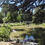 Du Square Szálloda 3*