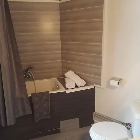 Du Square Hotel Riom